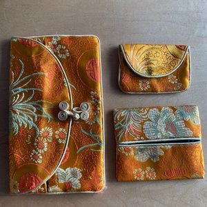 💜 3 for $50 Three piece bag set / purses